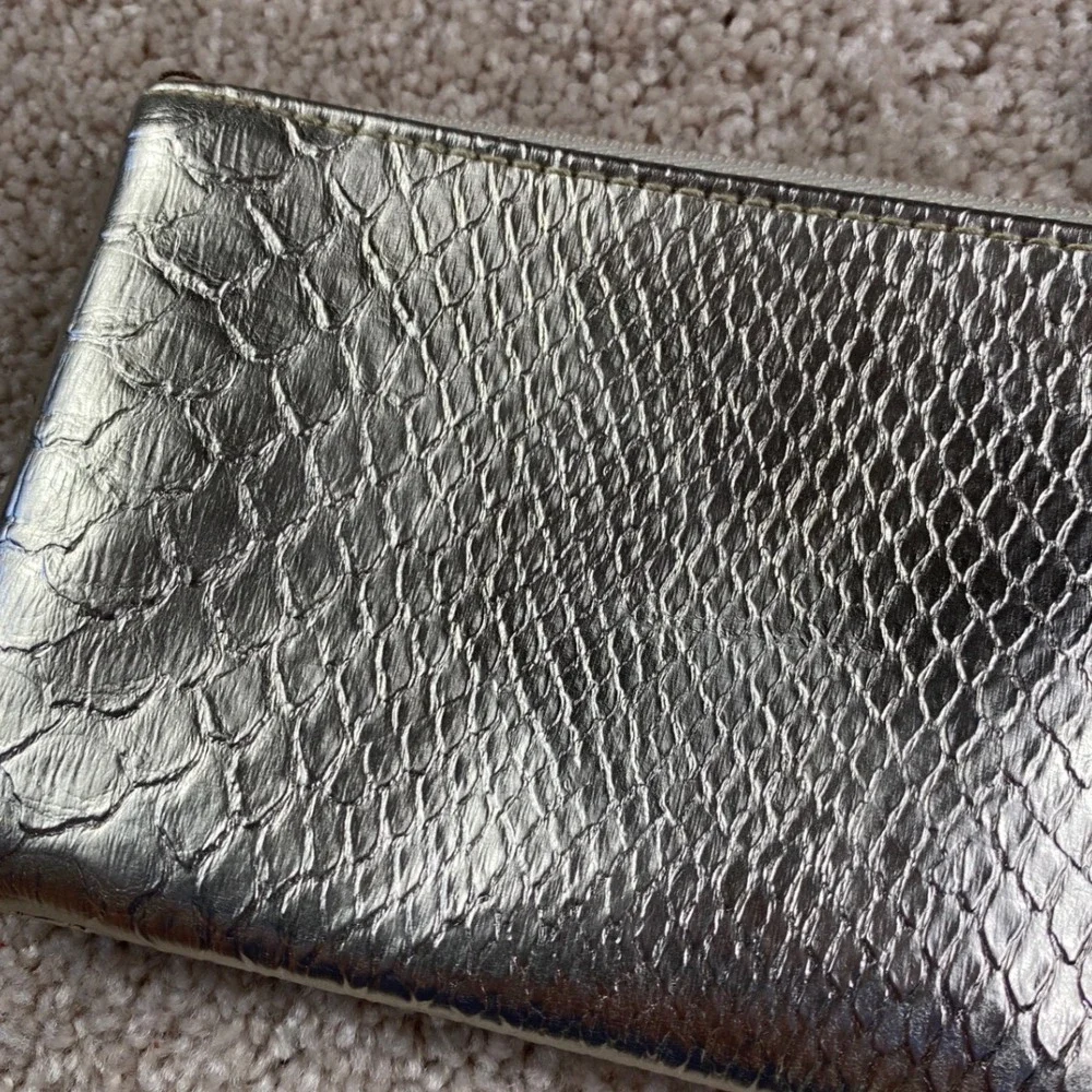 Strada Womens Silver Metallic Snakeskin Embossed Zip Wristlet Pouch Clutch
